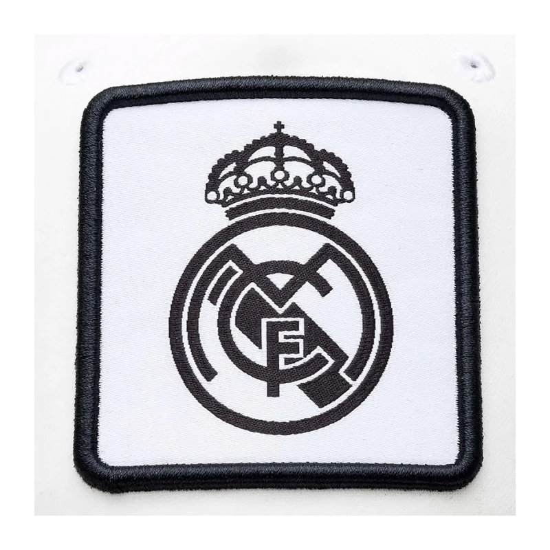 Černošedá čepice Real Madrid