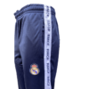 Kép 2/4 - A Real Madrid sportos melegítő nadrágja - XL