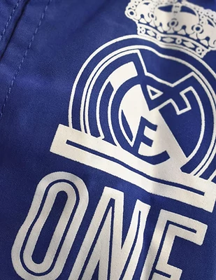 A királykék Real Madrid fürdőnadrágod