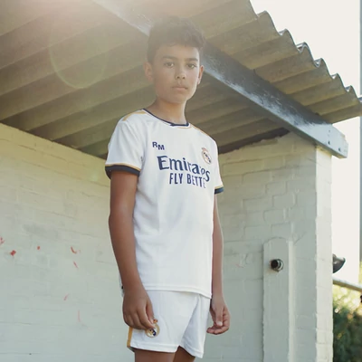 Real Madrid 23-24 prémium gyerek szurkolói mez szerelés, replika