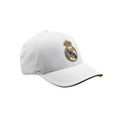 Real Madrid 2025/26 szurkolói sapkája