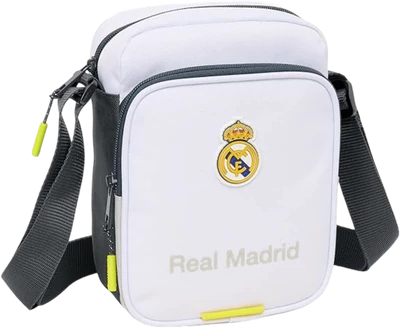 A Real Madrid 2025-26-os praktikus oldaltáskája