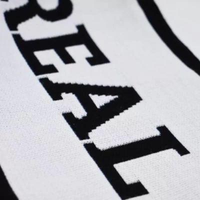 Madridisták stílusos szurkolói sálja