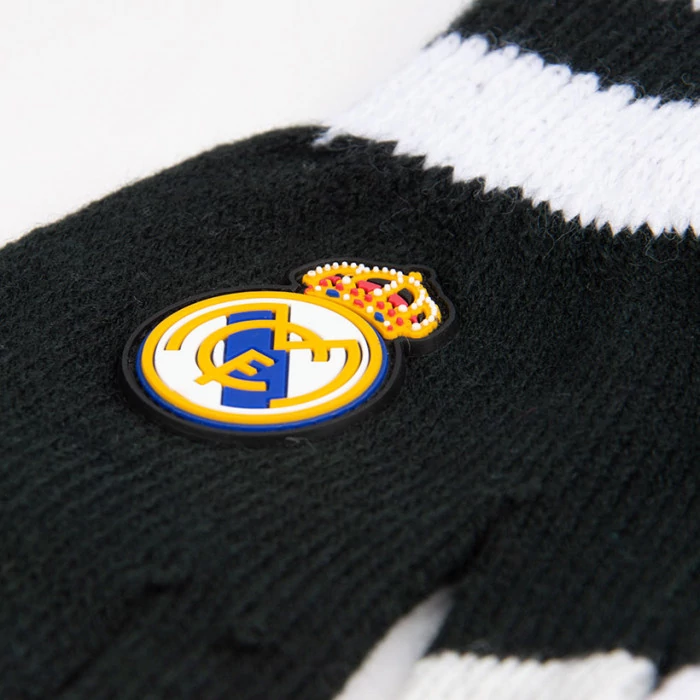 Kedvenc Real Madrid téli kesztyűd - L