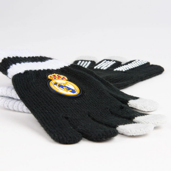 Kedvenc Real Madrid téli kesztyűd - L