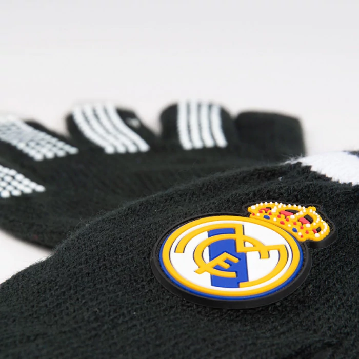 Kedvenc Real Madrid téli kesztyűd - L