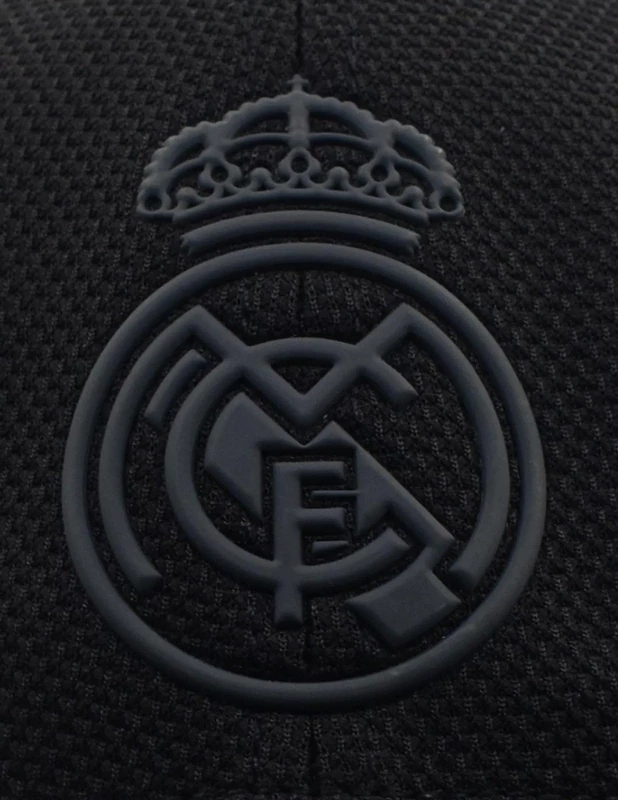 A Real Madrid prémium fekete baseball sapkája