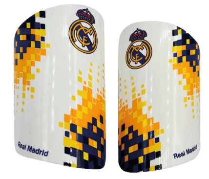 2024-25-ös Real Madrid sípcsontvédő - gyerek