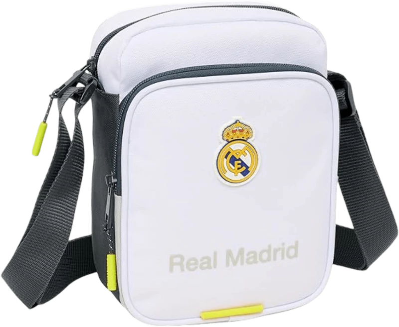 A Real Madrid 2025-26-os praktikus oldaltáskája