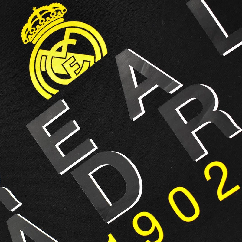 A kedvenc Real Madrid 2025/26-os sötétkék pólód - L