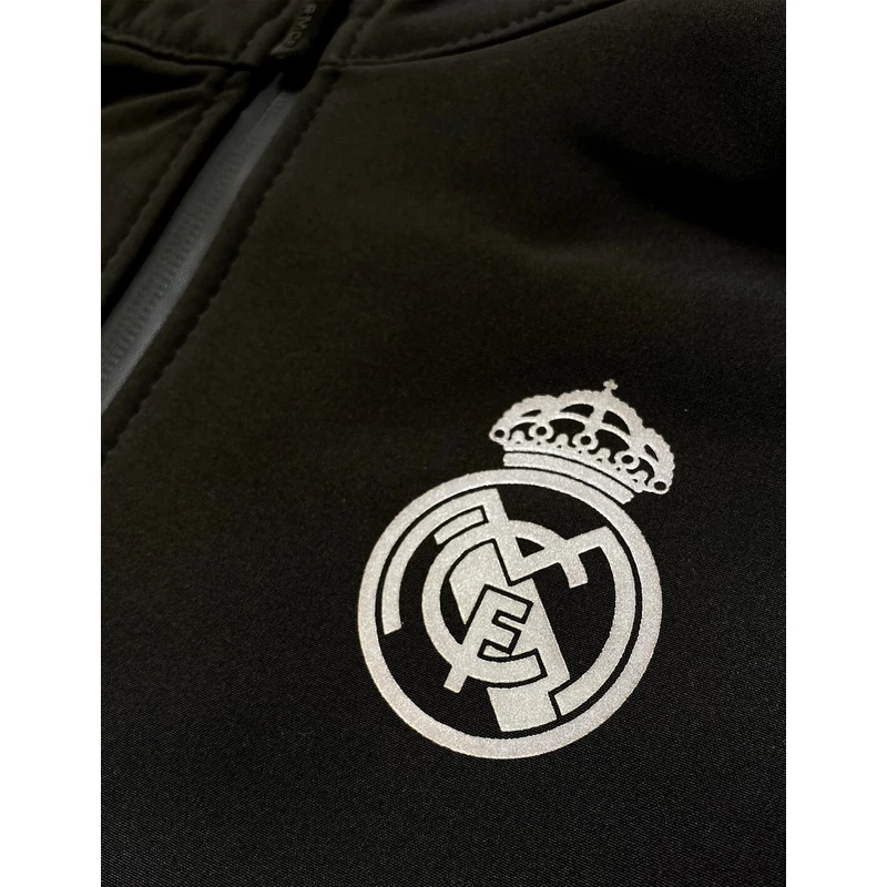 A Real Madrid fekete softshell kabátja - L