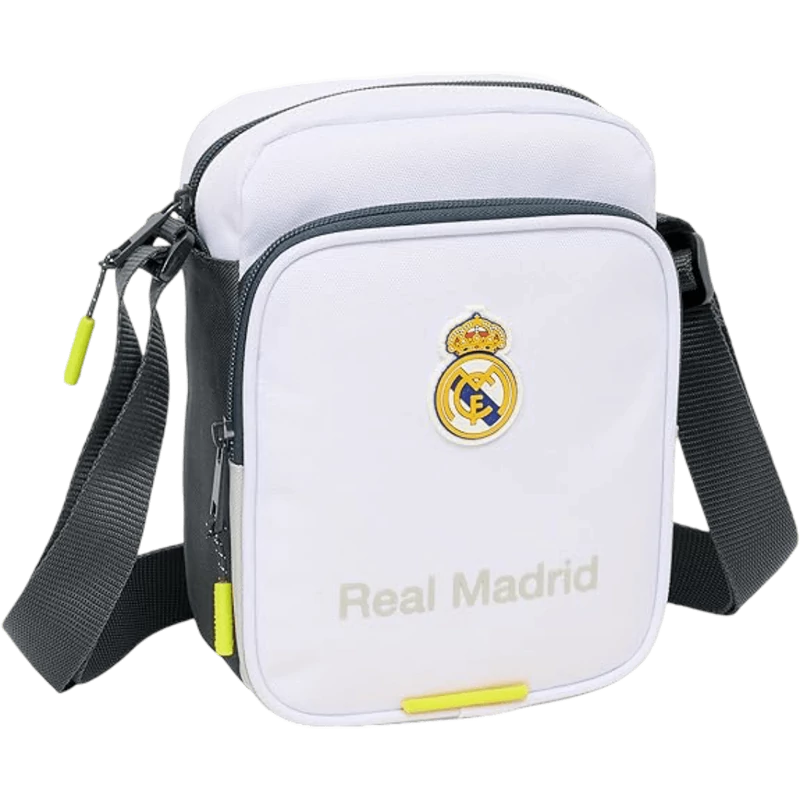 A Real Madrid 2025-26-os praktikus oldaltáskája